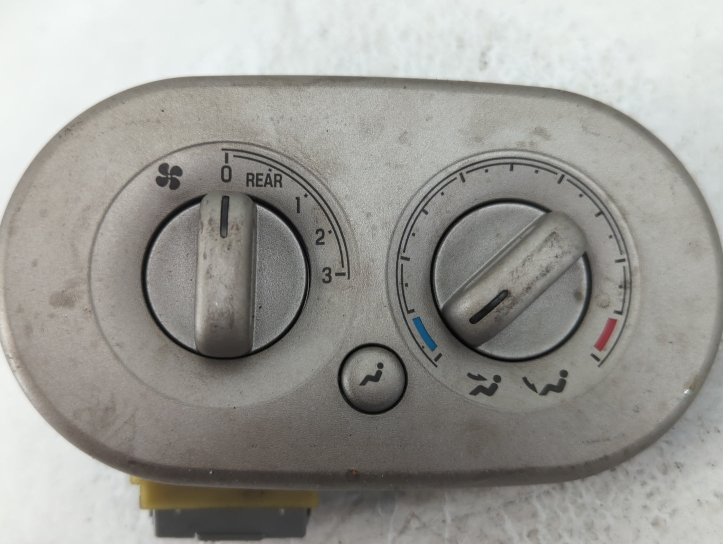 2003 Lincoln Aviator Climate Control Module Temperature AC/Heater Replacement P/N:2C5H-19D838-AD Fits OEM Used Auto Parts - 