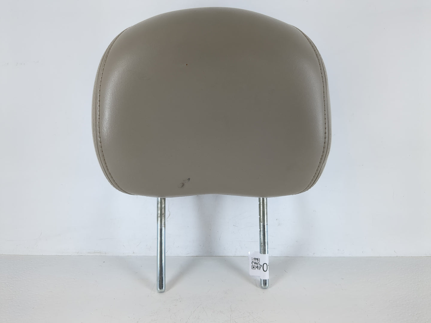 2003 Lincoln Ls Headrest Head Rest Rear Center Seat Fits OEM Used Auto Parts - Oemusedautoparts1.com