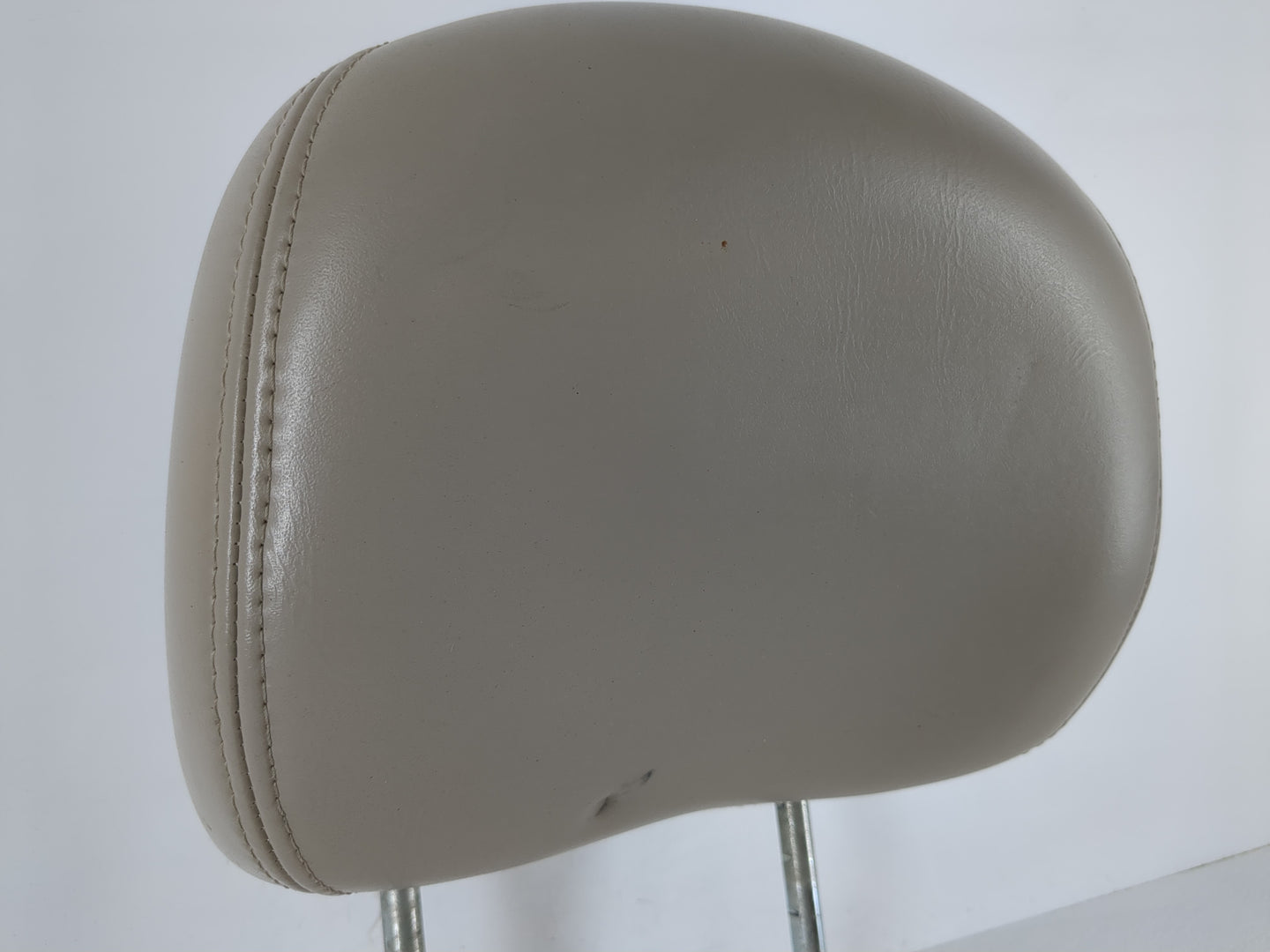 2003 Lincoln Ls Headrest Head Rest Rear Center Seat Fits OEM Used Auto Parts - Oemusedautoparts1.com