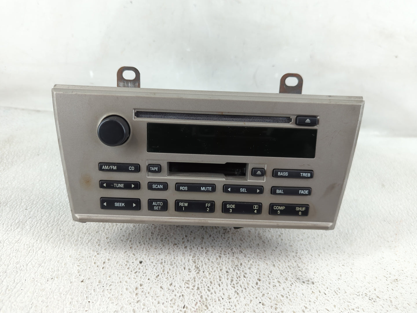 2003 Lincoln Ls Radio AM FM Cd Player Receiver Replacement P/N:6W4T-18C868-AA Fits OEM Used Auto Parts - Oemusedautoparts1.c