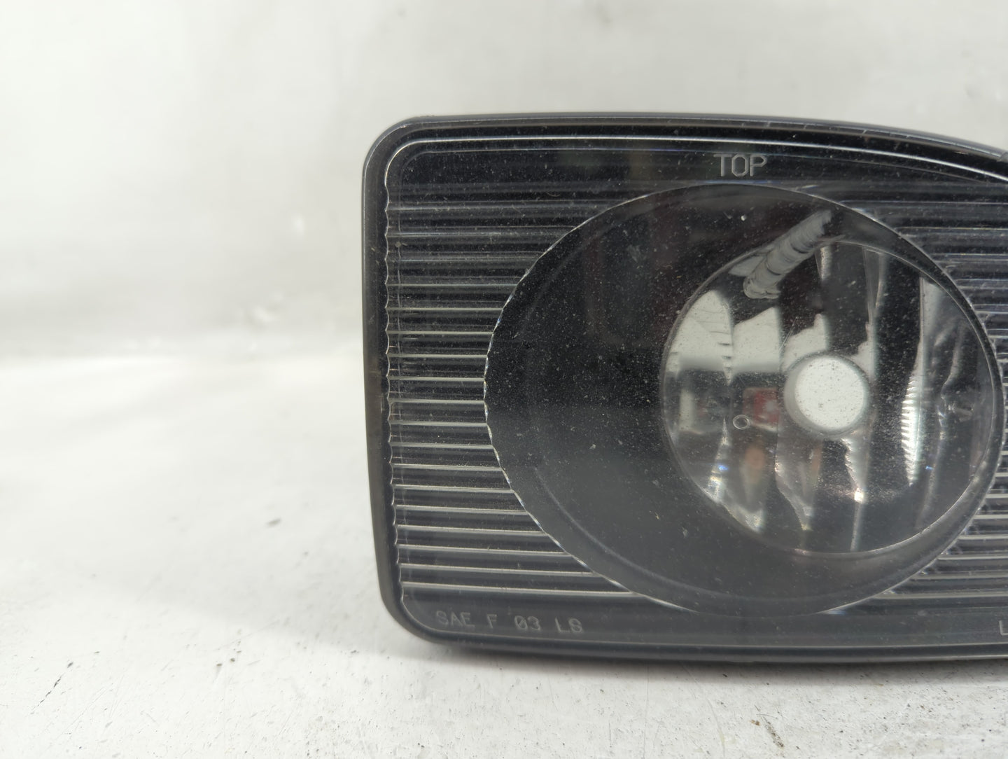 2003 Lincoln Ls Driver Left Oem Fog Light Lamp - Oemusedautoparts1.com