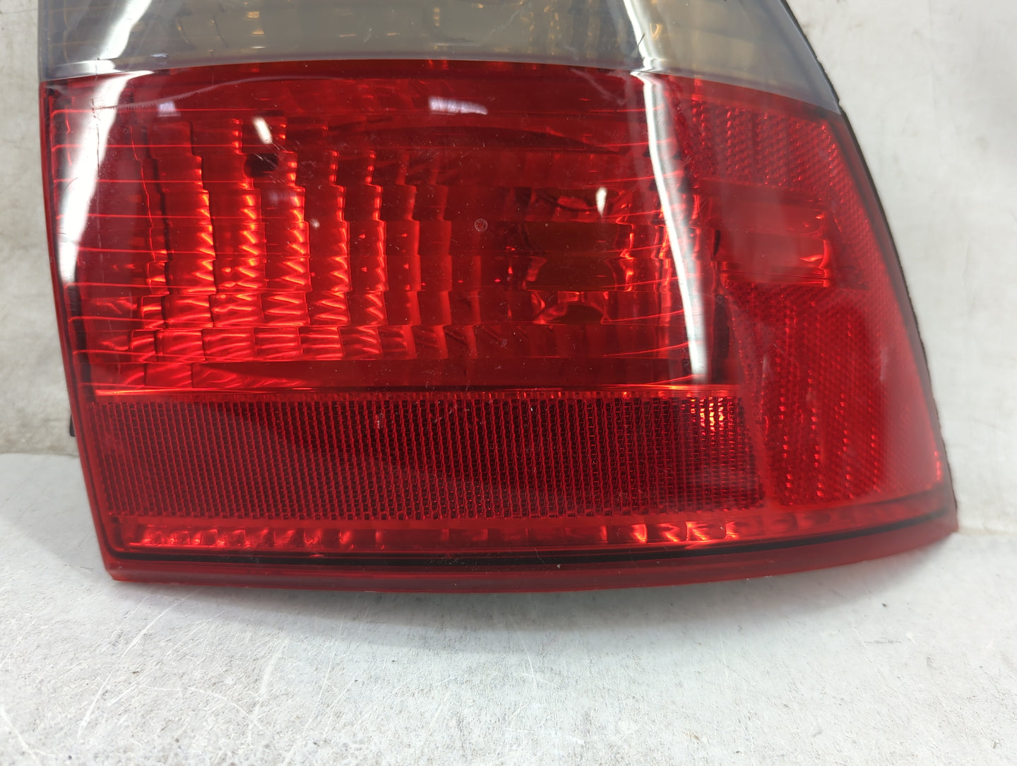 2003 Lincoln Ls Tail Light Assembly Passenger Right OEM P/N:3W43-13B504 Fits OEM Used Auto Parts - Oemusedautoparts1.com