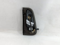 2003-2006 Lincoln Navigator Tail Light Assembly Passenger Right OEM P/N:FR491-BUWE4-BH 2L7X-13B504-A Fits Fits 2003 2004 200