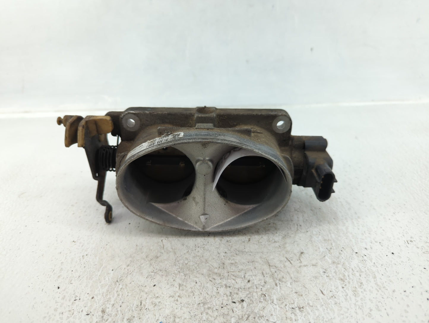 2003 Lincoln Navigator Throttle Body Fits OEM Used Auto Parts - Oemusedautoparts1.com