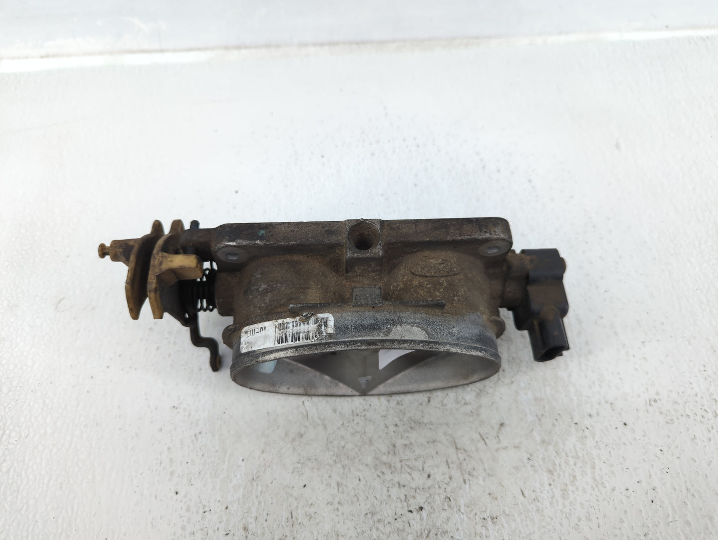2003 Lincoln Navigator Throttle Body Fits OEM Used Auto Parts - Oemusedautoparts1.com