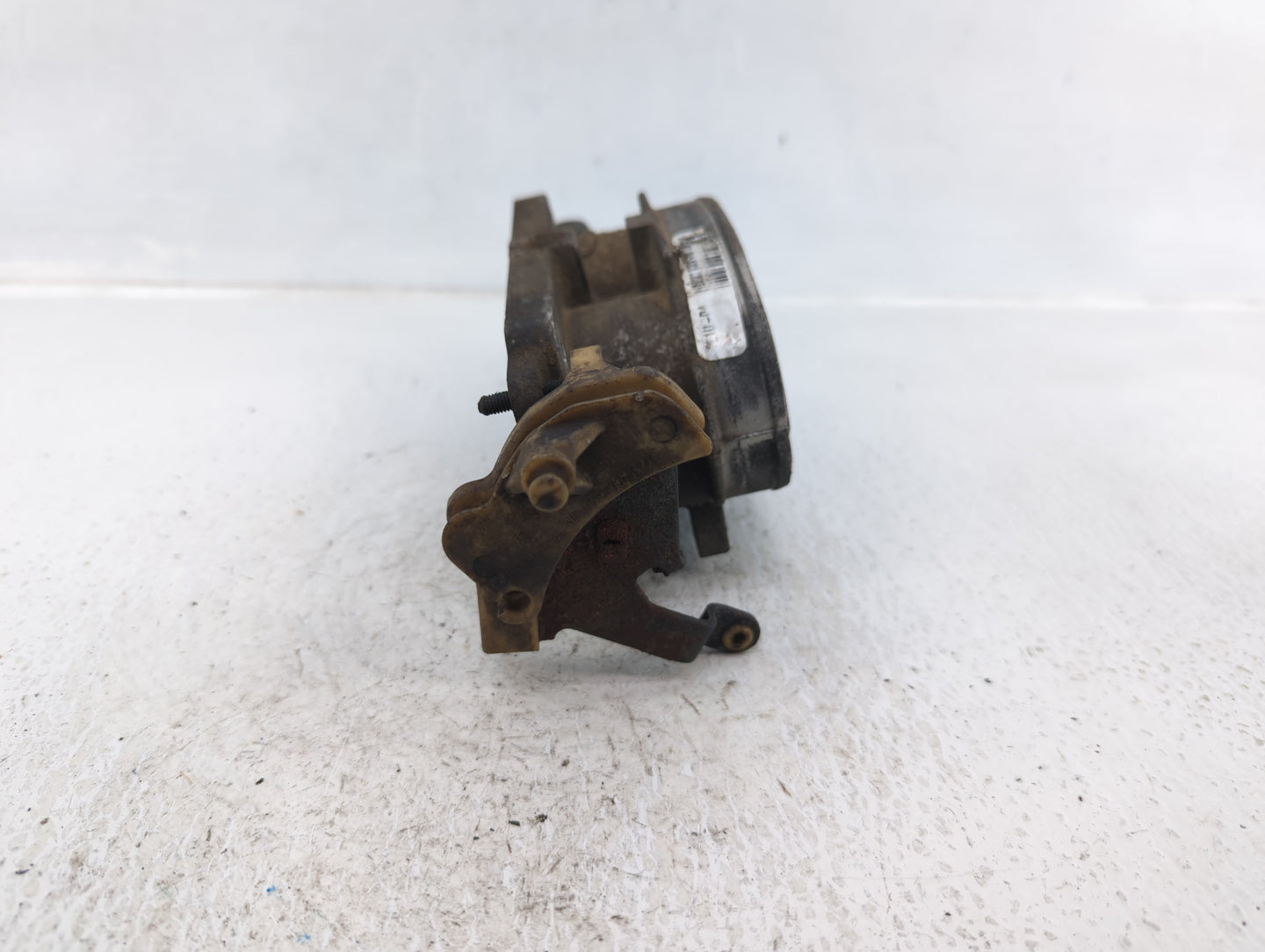 2003 Lincoln Navigator Throttle Body Fits OEM Used Auto Parts - Oemusedautoparts1.com
