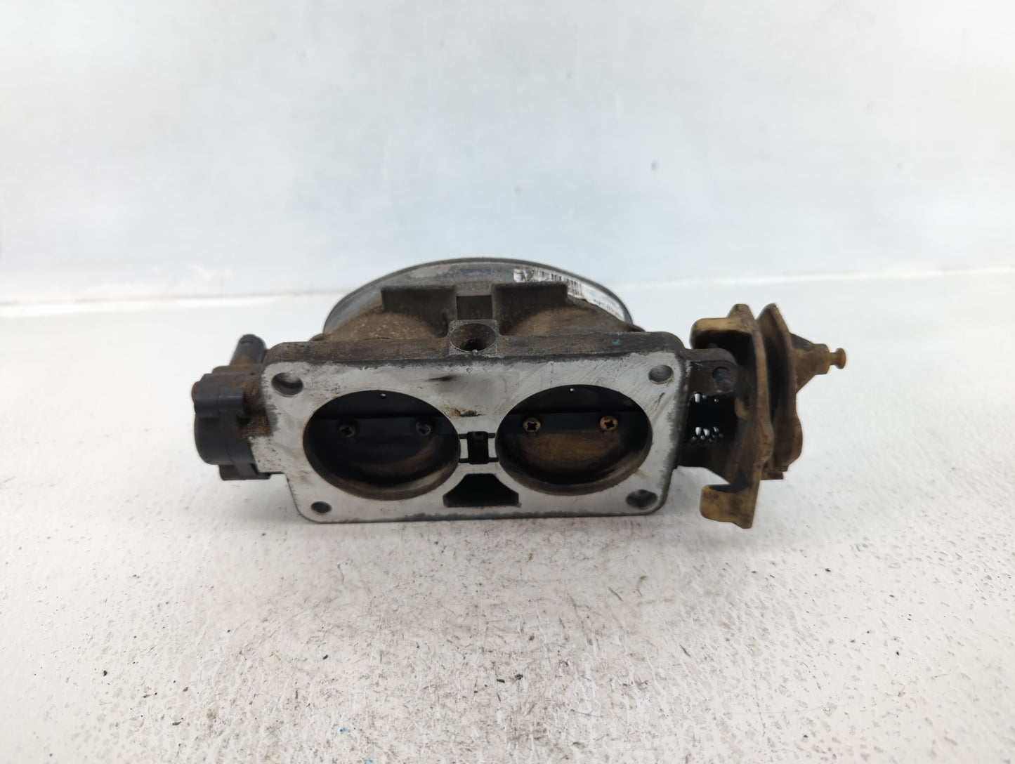 2003 Lincoln Navigator Throttle Body Fits OEM Used Auto Parts - Oemusedautoparts1.com