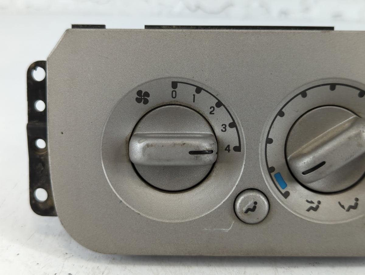 2003-2006 Lincoln Navigator Climate Control Module Temperature AC/Heater Replacement P/N:2L7H-19D838-BF Fits OEM Used Auto P