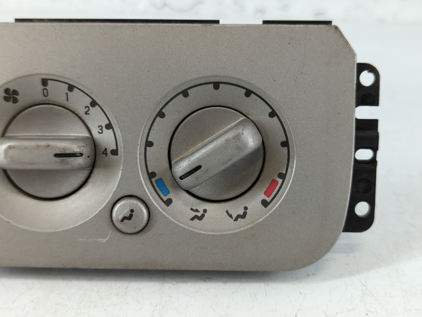 2003 Lincoln Navigator Climate Control Module Temperature AC/Heater Replacement P/N:2L7H-19D838-BF Fits OEM Used Auto Parts 