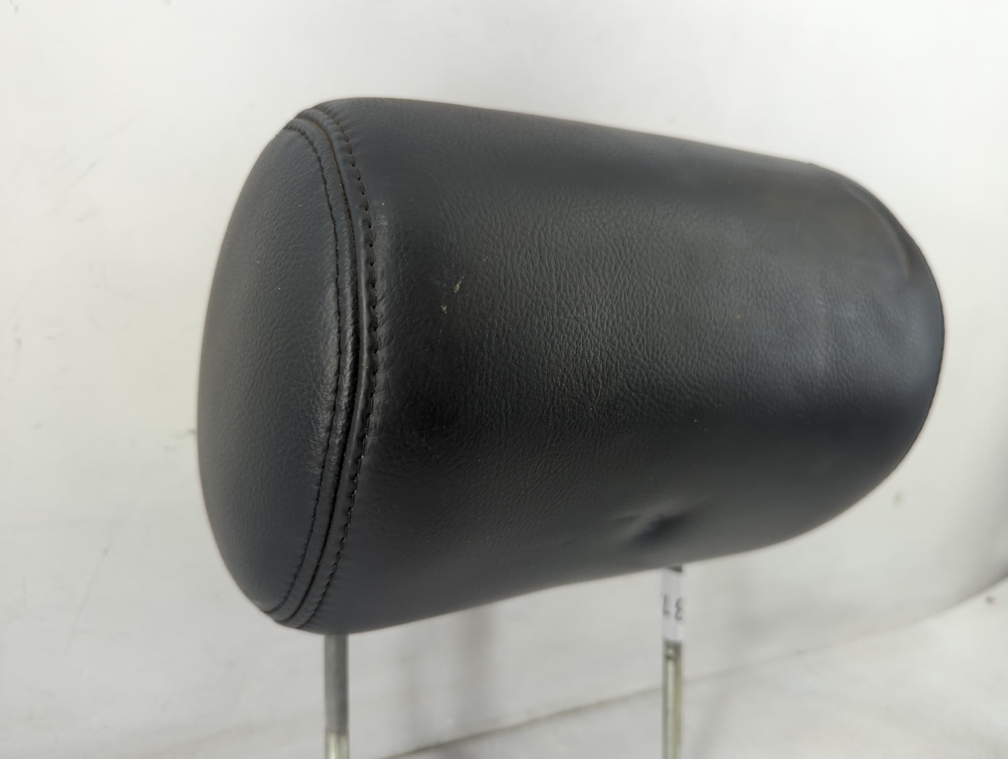 2003 Lincoln Navigator Headrest Head Rest Front Driver Passenger Seat Fits OEM Used Auto Parts - Oemusedautoparts1.com