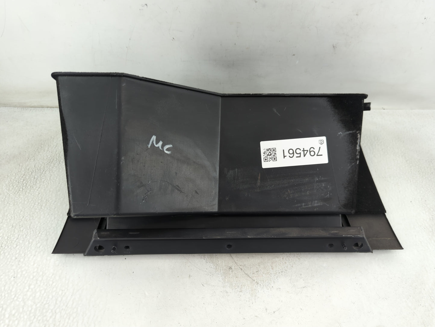 2003 Lincoln Navigator Passenger Glove Box Door Storage Compartment - Oemusedautoparts1.com