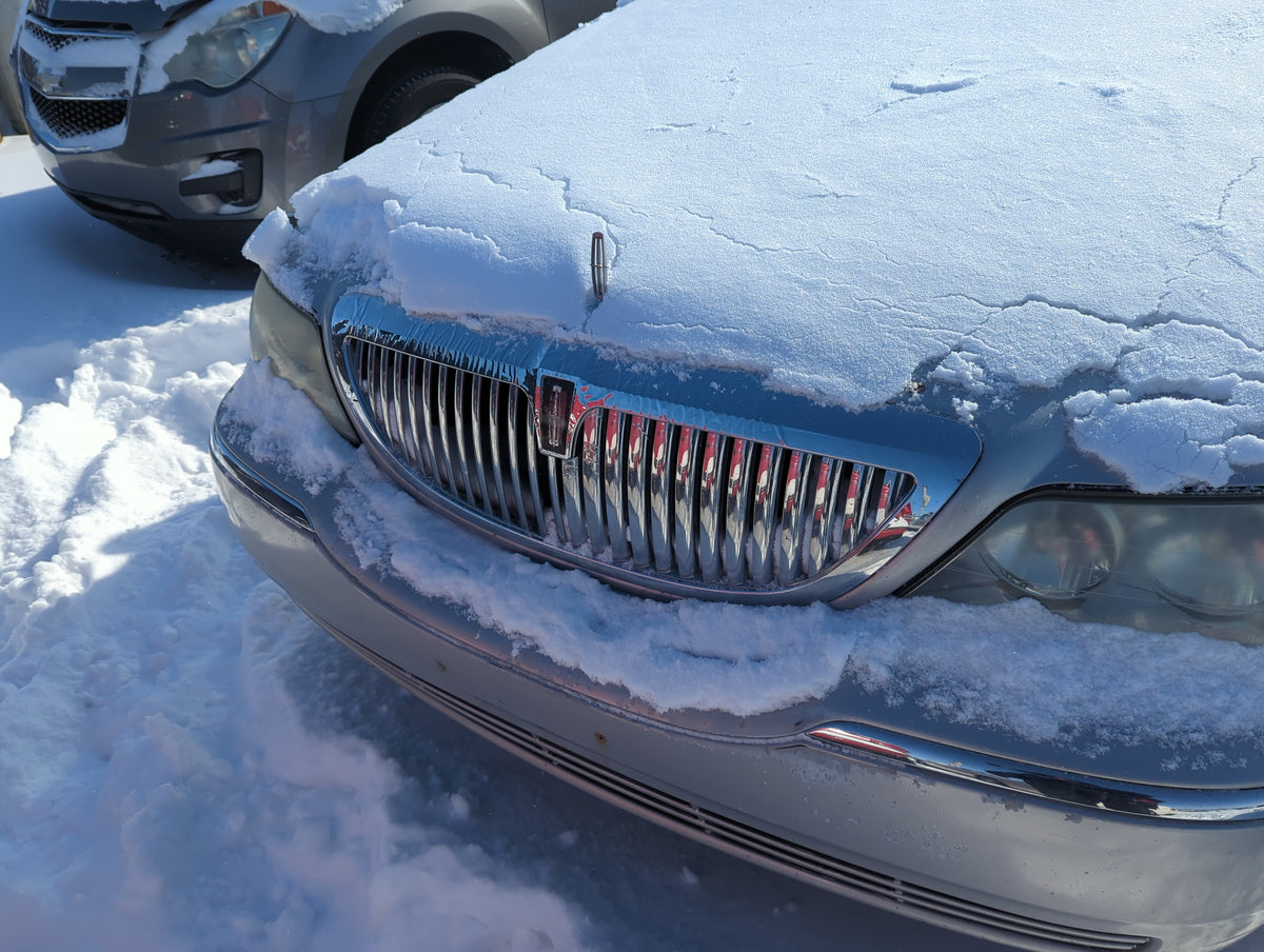 2003-2011 Lincoln Town Car Front Grille Bumper Not Included ...