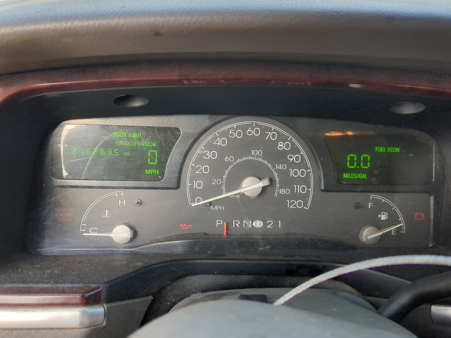2003-2004 Lincoln Town Car Instrument Cluster Speedometer Gauges Miles:216K Fits Fits 2003 2004 OEM Used Auto Parts - Oemuse