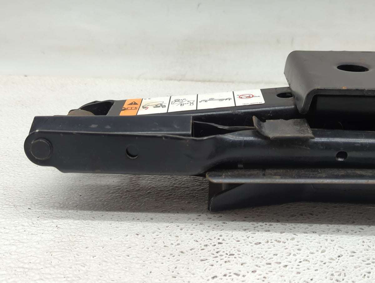 2003 Lincoln Town Car Spare Scissor Car Jack - Oemusedautoparts1.com