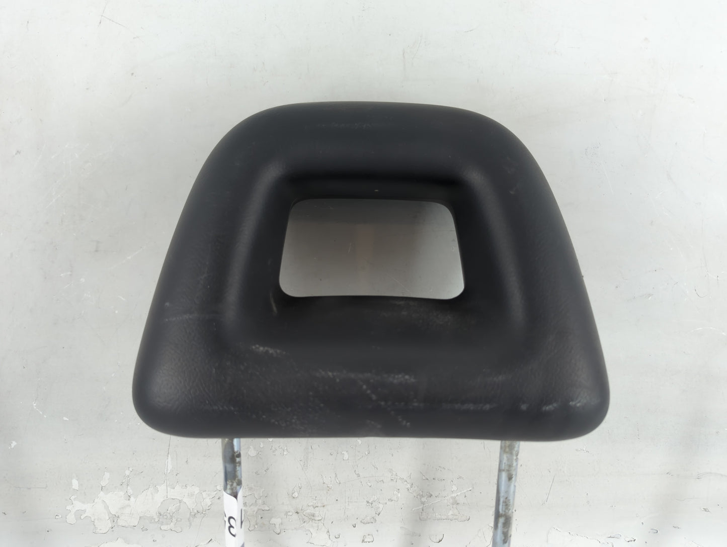 2003 Lincoln Town Car Headrest Head Rest Front Driver Passenger Seat Fits OEM Used Auto Parts - Oemusedautoparts1.com