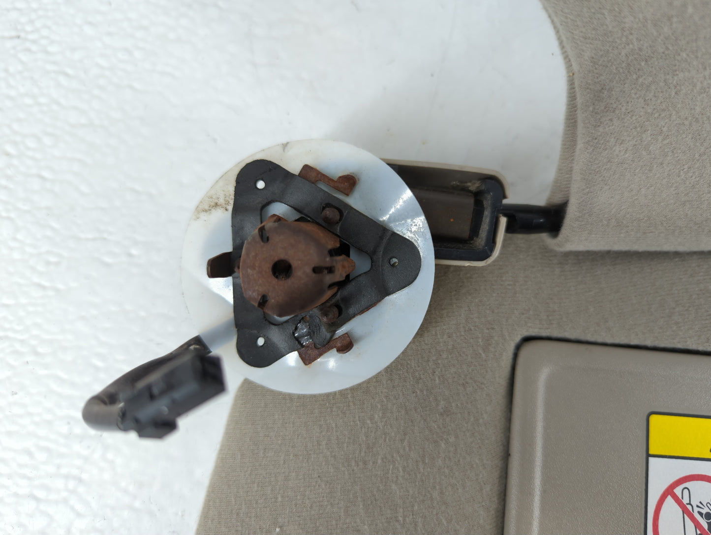 2003-2004 Lincoln Town Car Sun Visor Shade Replacement Driver Left Mirror Fits Fits 2003 2004 OEM Used Auto Parts - Oemuseda