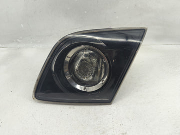 2004-2006 Mazda 3 Tail Light Assembly Passenger Right OEM P/N:P3869R Fits Fits 2004 2005 2006 OEM Used Auto Parts - Oemuseda