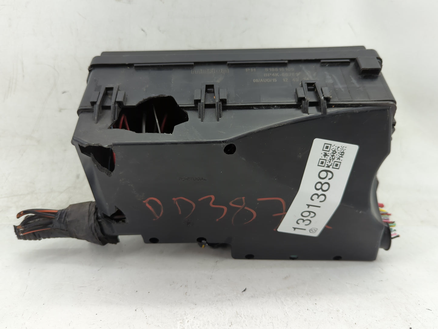 2004-2009 Mazda 3 Fusebox Fuse Box Panel Relay Module P/N:518818109 Fits Fits 2004 2005 2006 2007 2008 2009 OEM Used Auto Pa