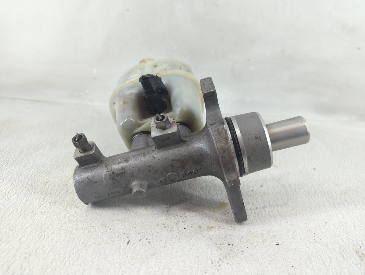 2003 Mazda 6 Brake Master Cylinder - Oemusedautoparts1.com