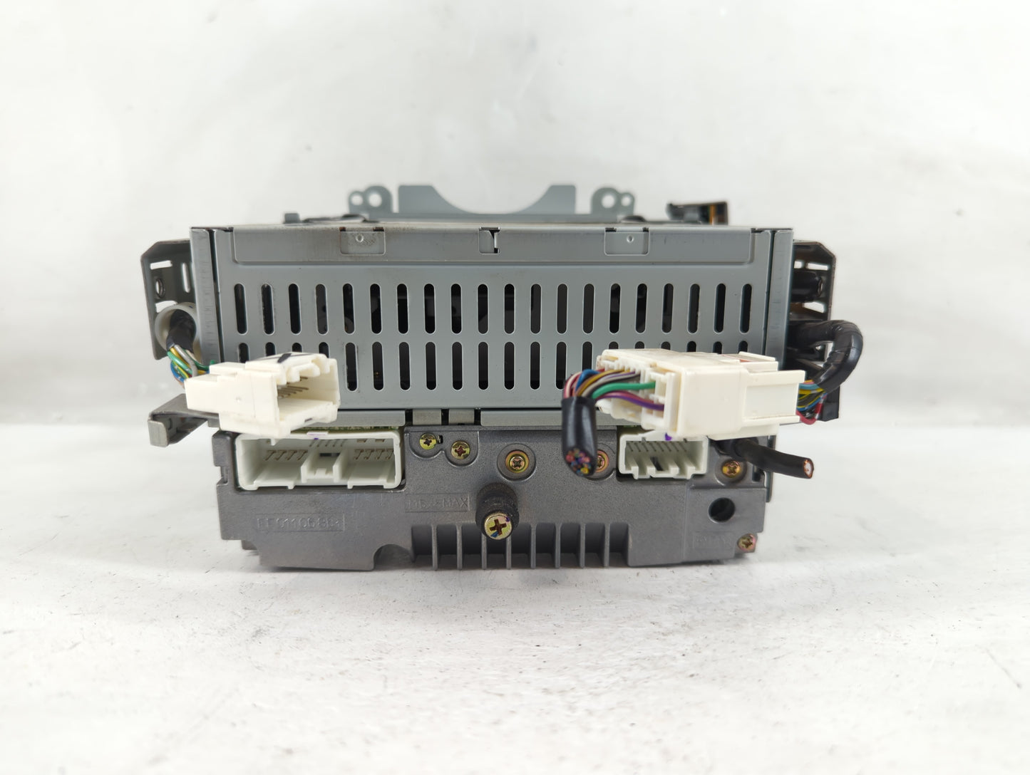 2003-2004 Mazda 6 Radio AM FM Cd Player Receiver Replacement P/N:3M81-18C858-AG3J02 Fits Fits 2003 2004 OEM Used Auto Parts 