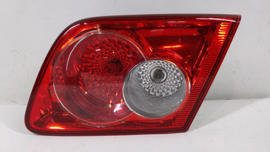 2003-2005 Mazda 6 Tail Light Assembly Passenger Right OEM P/N:2TZ 950 200 2TZ950200 Fits Fits 2003 2004 2005 OEM Used Auto P