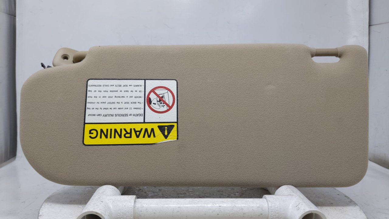 2003 Mazda 6 Sun Visor Shade Replacement Passenger Right Mirror Fits OEM Used Auto Parts - Oemusedautoparts1.com