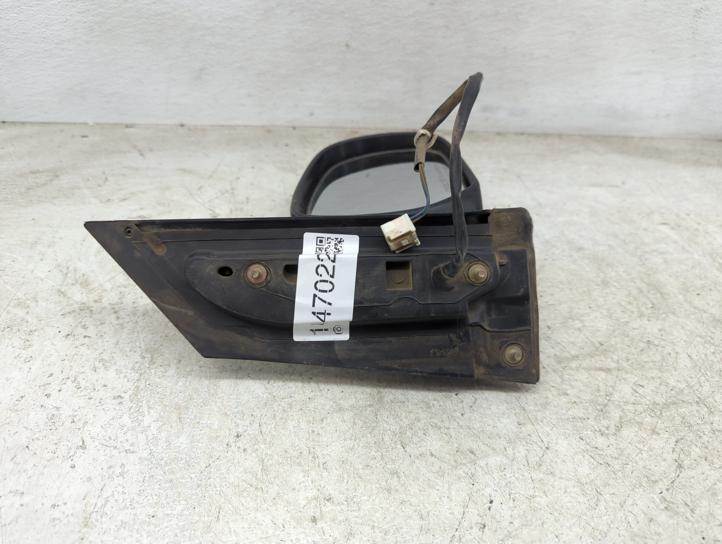 2002-2006 Mazda Mpv Passenger Side View Mirror - Right Door Mirror OEM Used - Oemusedautoparts1.com