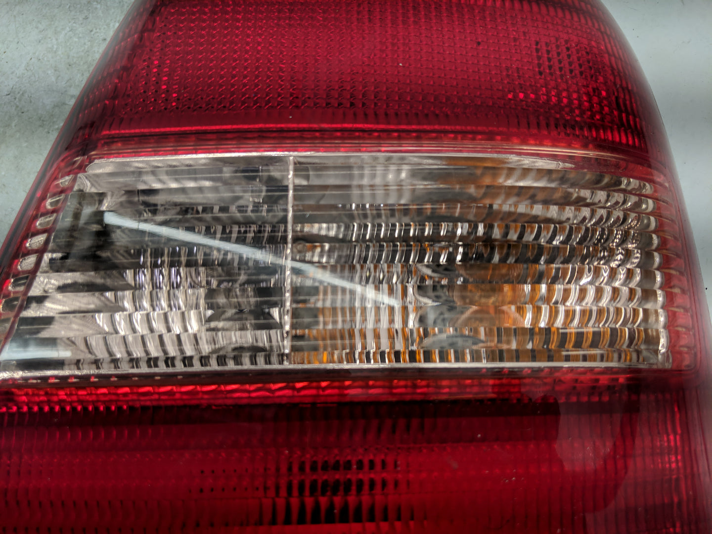 2003 Mazda Protege Tail Light Assembly Passenger Right OEM P/N:220-61866 Fits OEM Used Auto Parts - Oemusedautoparts1.com