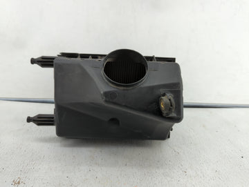 2001-2004 Mazda Tribute Air Cleaner Intake-duct Hose Tube - Oemusedautoparts1.com