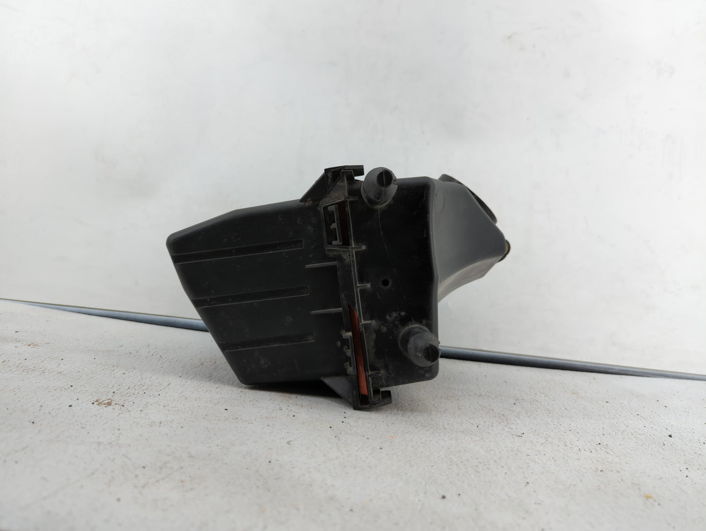 2001-2004 Mazda Tribute Air Cleaner Intake-duct Hose Tube - Oemusedautoparts1.com