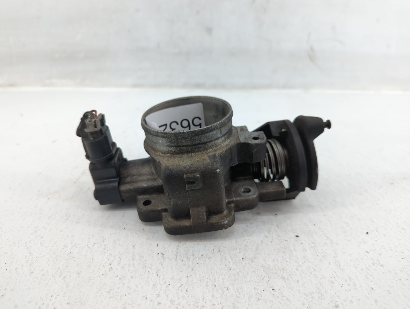 2002-2004 Mazda Tribute Throttle Body Fits Fits 2002 2003 2004 OEM Used Auto Parts - Oemusedautoparts1.com