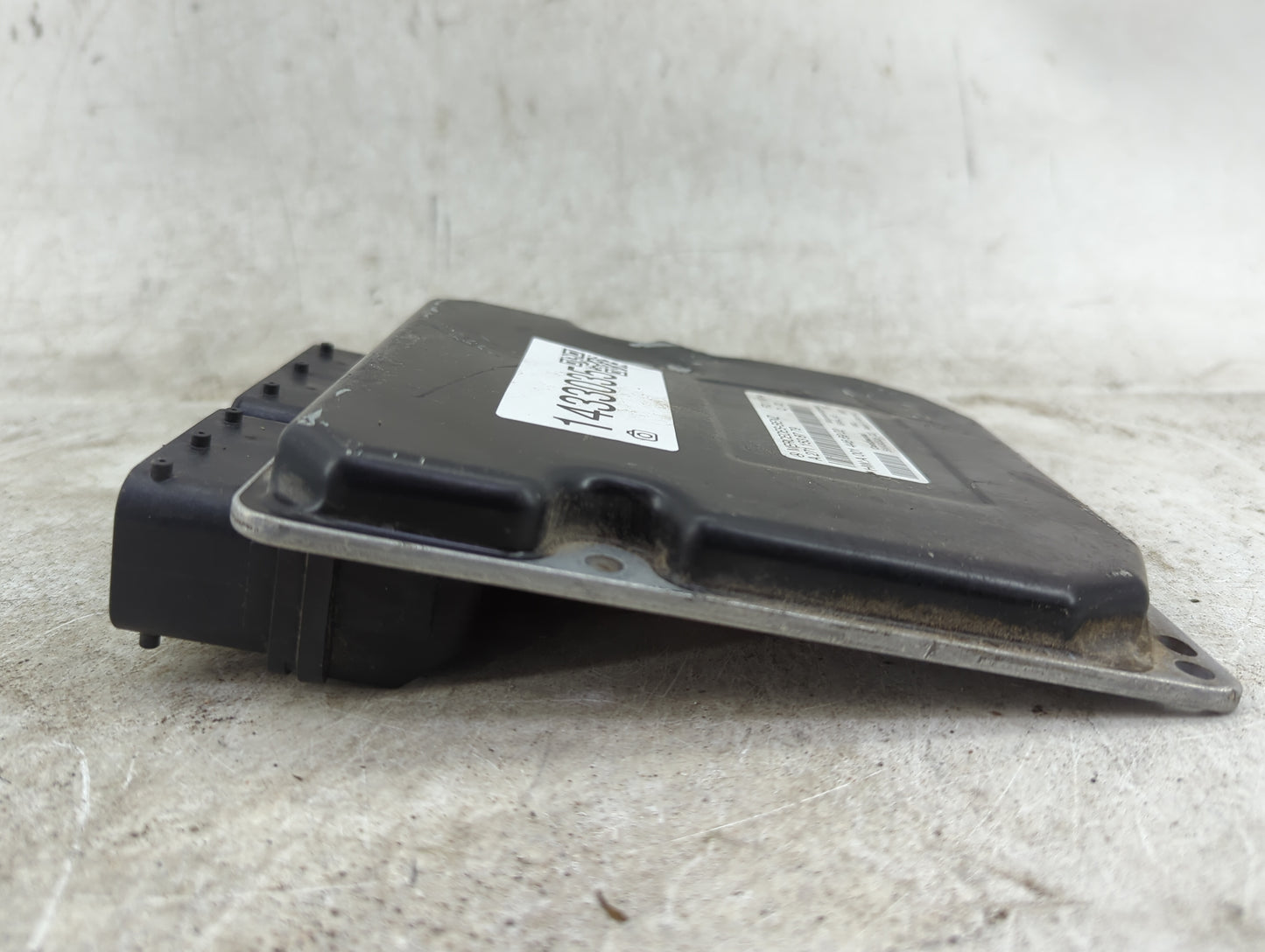 2003 Mercedes-Benz C230 PCM Engine Control Computer ECU ECM PCU OEM P/N:A2711538779 A0014466902, 5WK90528 Fits OEM Used Auto