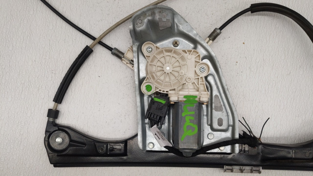 2003-2004 Mercedes-benz C230 Window Regulator Passenger Front - Oemusedautoparts1.com