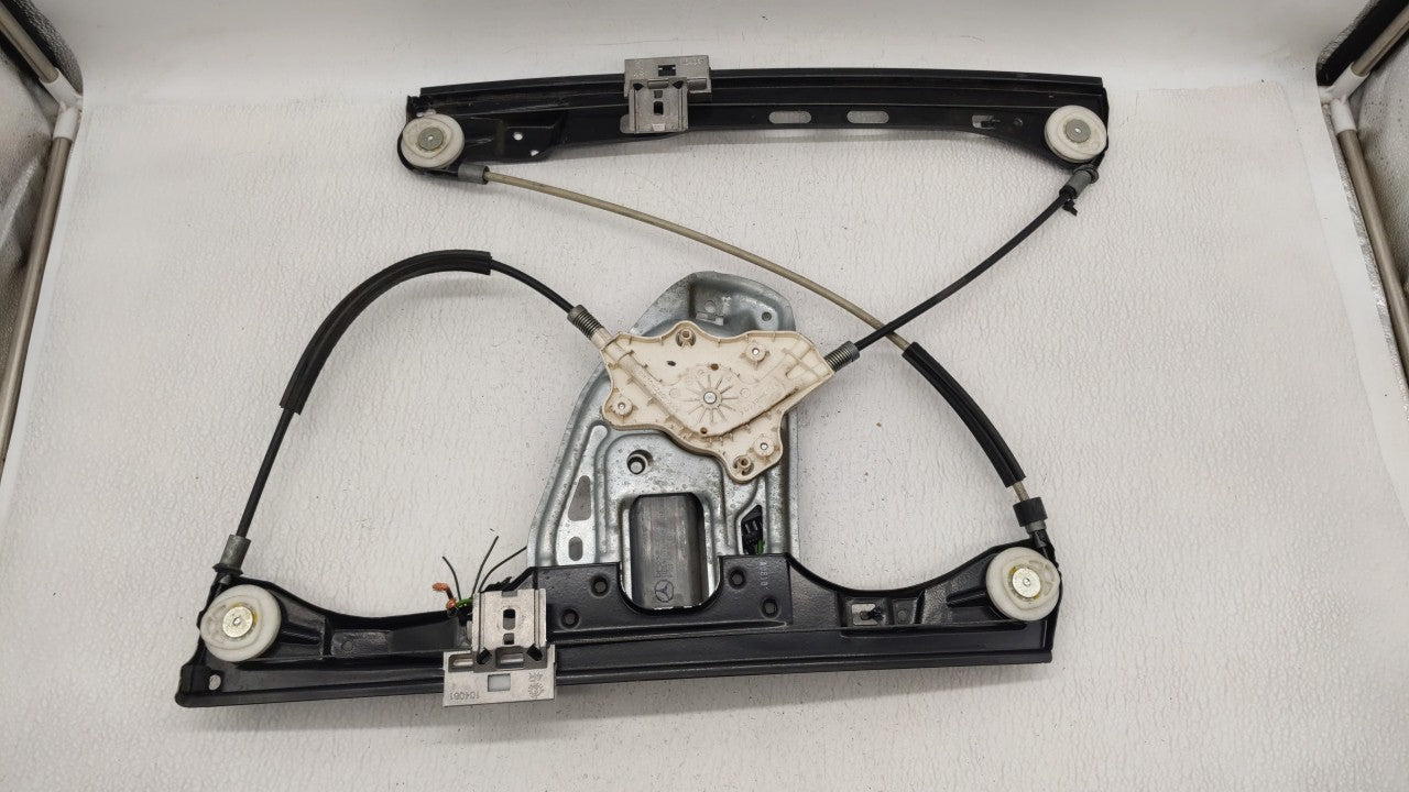 2003-2004 Mercedes-benz C230 Window Regulator Passenger Front - Oemusedautoparts1.com