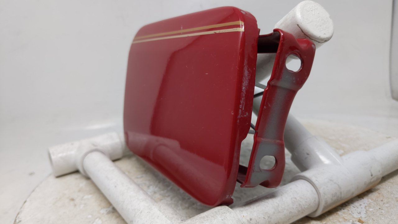 2003 Mercedes-benz C230 Fuel Tank Door Lid Gas Tank Red - Oemusedautoparts1.com