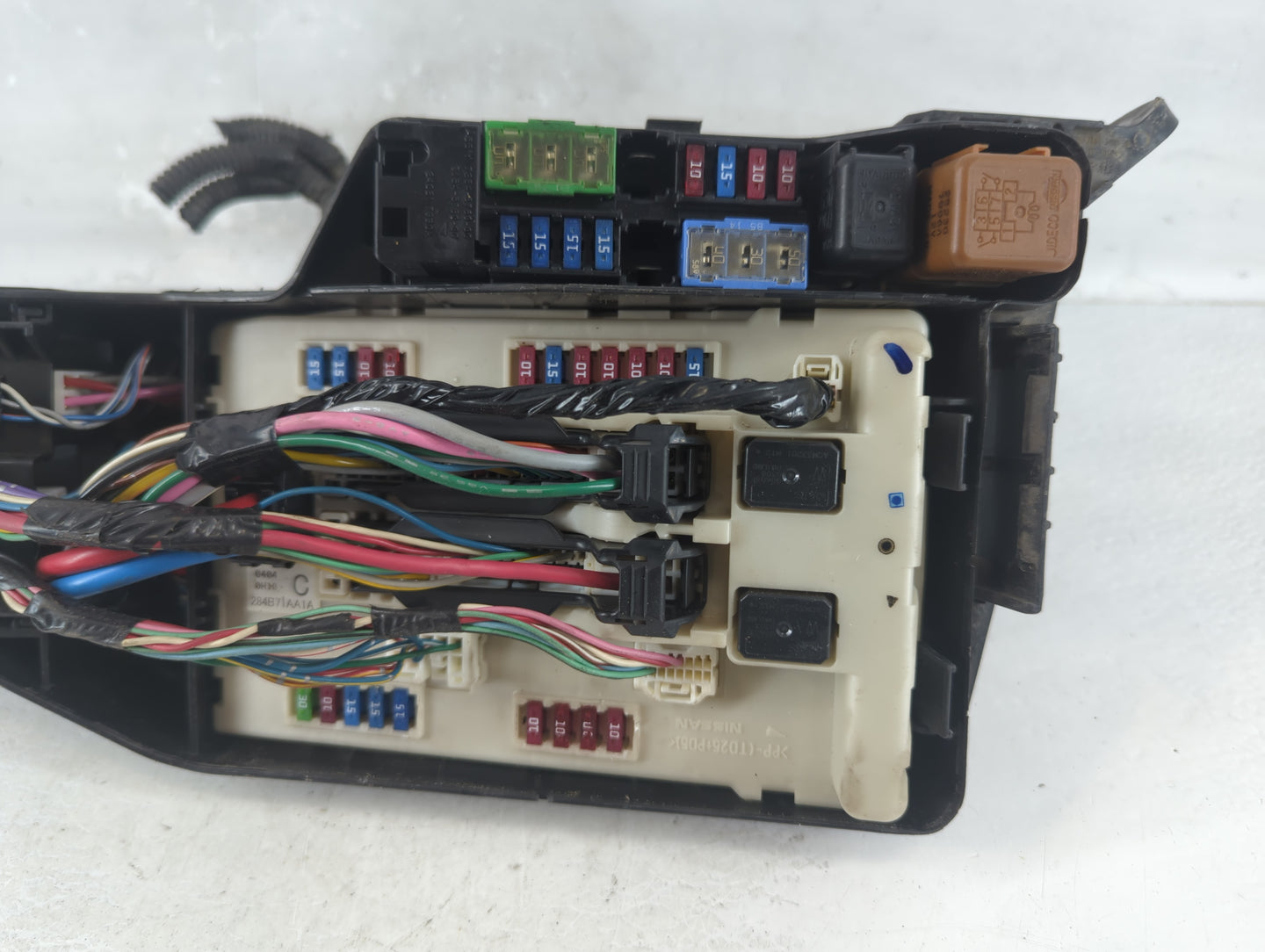 2001-2005 Mercedes-benz C240 Chassis Control Module Ccm Bcm Body Control - Oemusedautoparts1.com