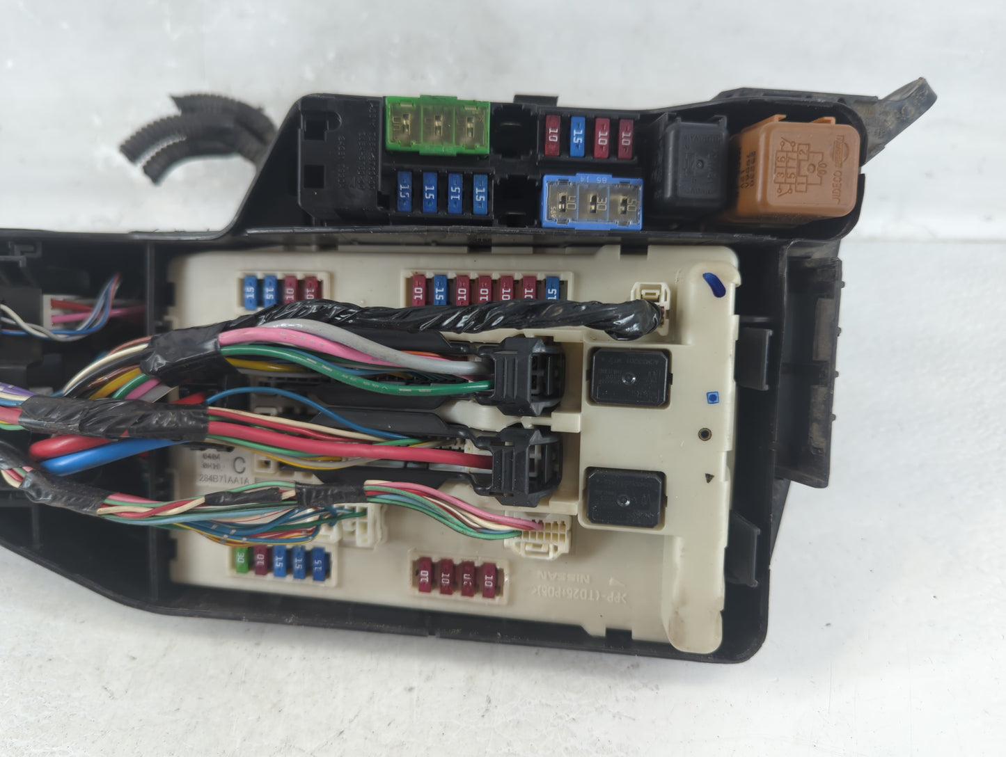 2001-2005 Mercedes-benz C240 Chassis Control Module Ccm Bcm Body Control - Oemusedautoparts1.com