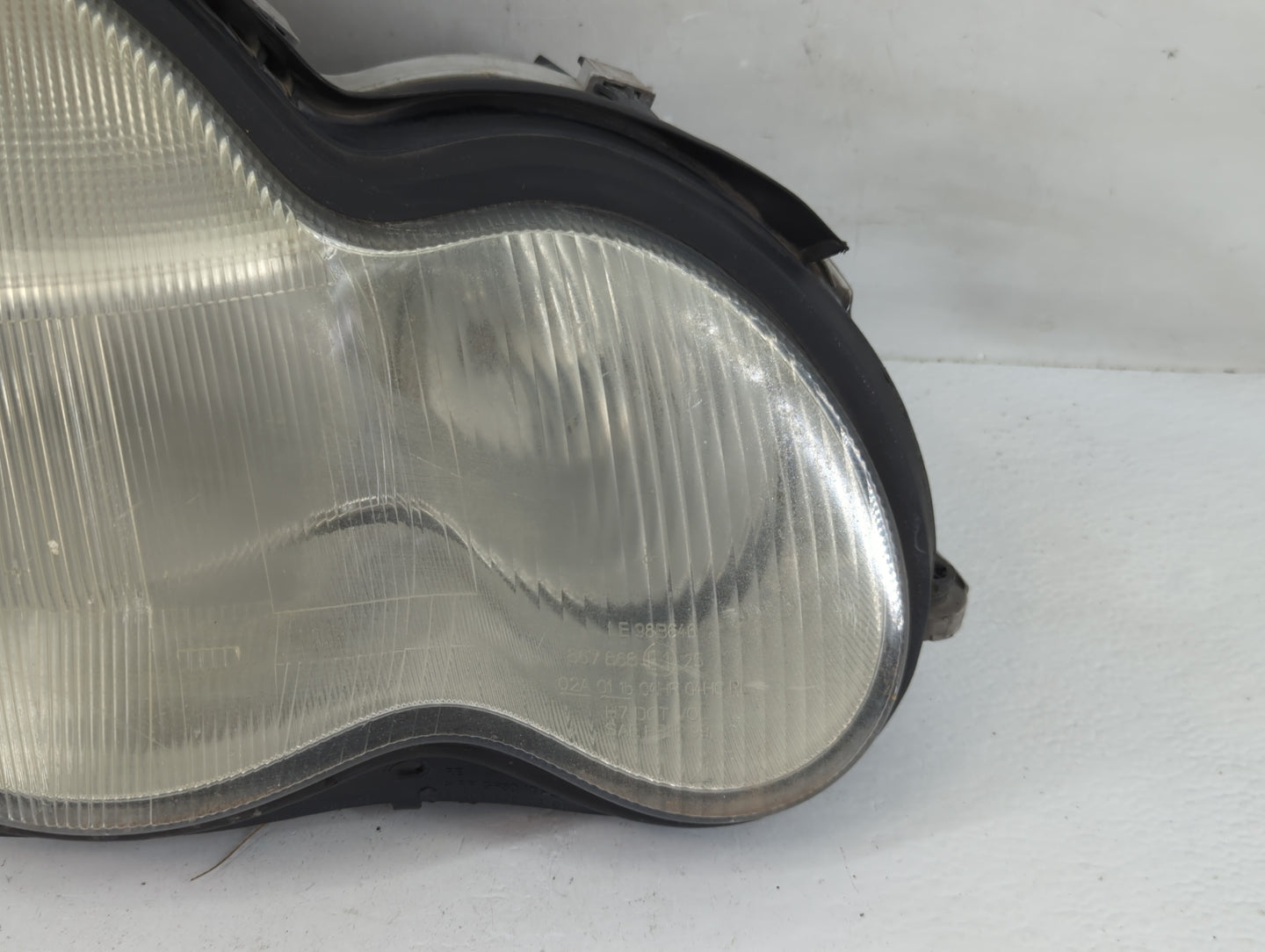 2003 Mercedes-benz C240 Passenger Right Oem Head Light Headlight Lamp - Oemusedautoparts1.com