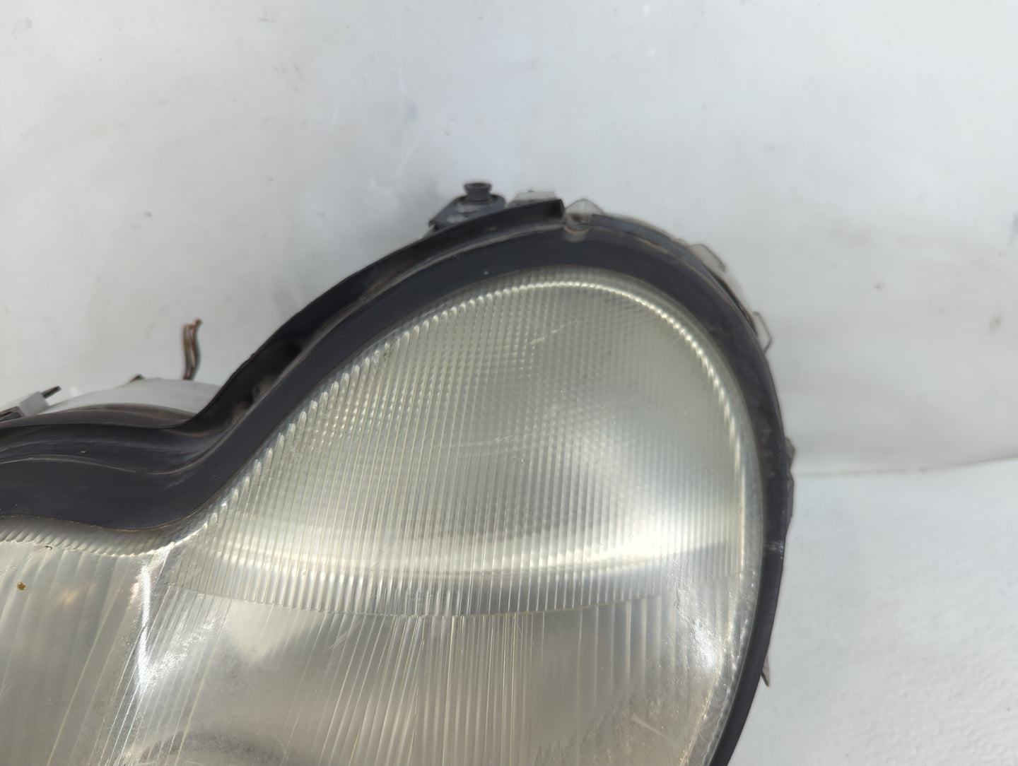 2003 Mercedes-benz C240 Driver Left Oem Head Light Headlight Lamp - Oemusedautoparts1.com