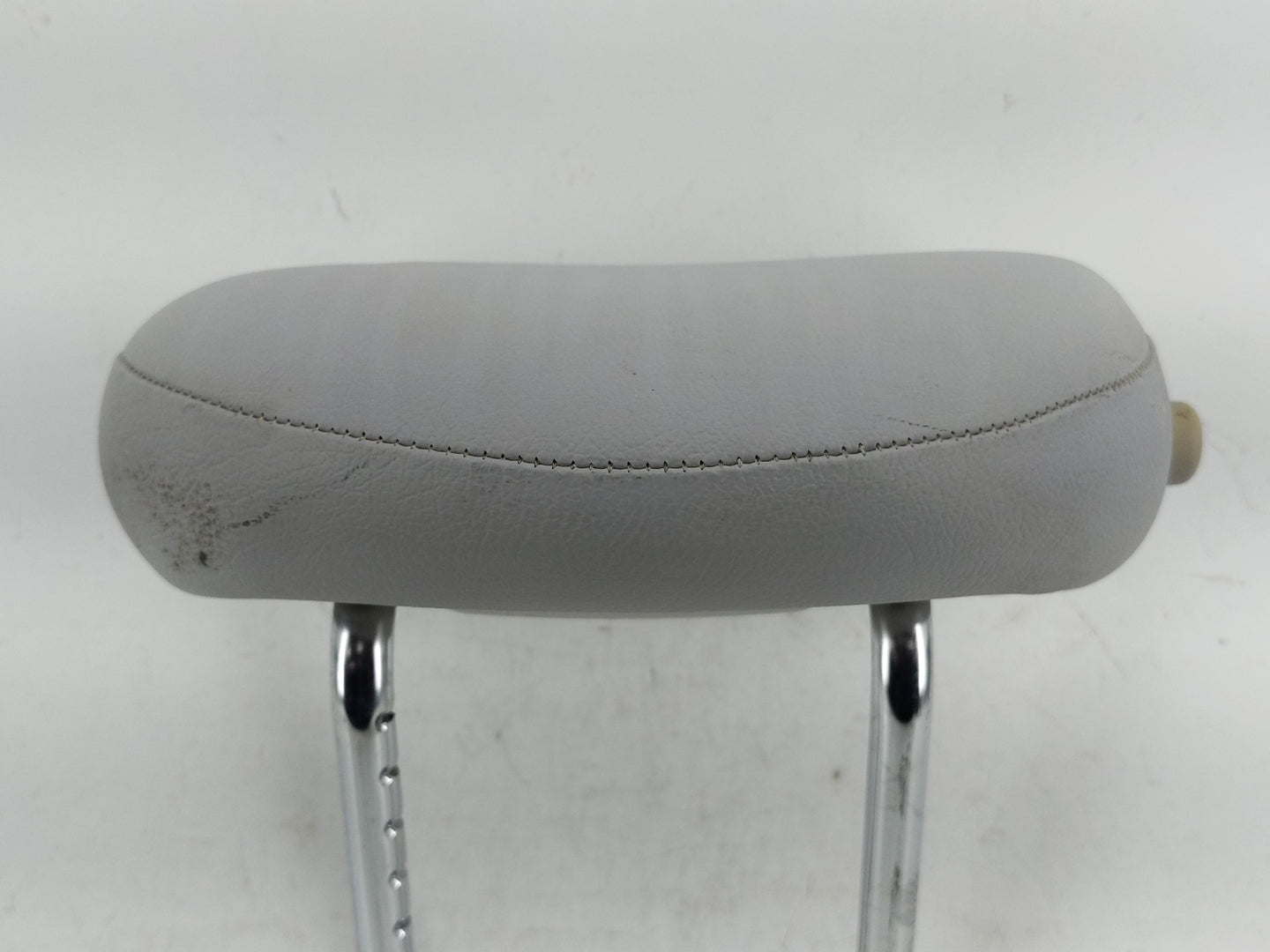 2003 Mercedes-Benz C240 Headrest Head Rest Rear Center Seat Fits OEM Used Auto Parts - Oemusedautoparts1.com