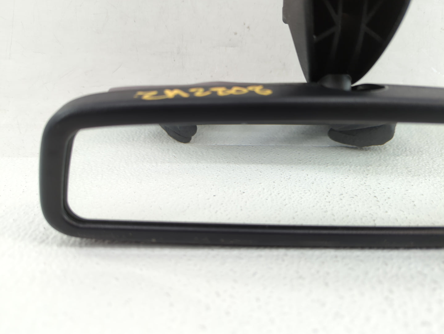 2003 Mercedes-Benz C240 Interior Rear View Mirror Replacement OEM P/N:E1010485 010485 Fits OEM Used Auto Parts - Oemusedauto