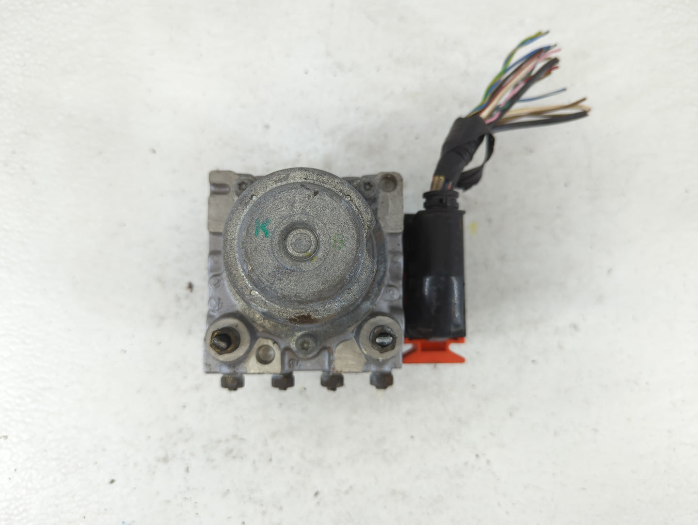 2003-2005 Mercedes-Benz C320 ABS Pump Control Module Replacement P/N:A25L221622 5L221622 Fits Fits 2003 2004 2005 OEM Used A