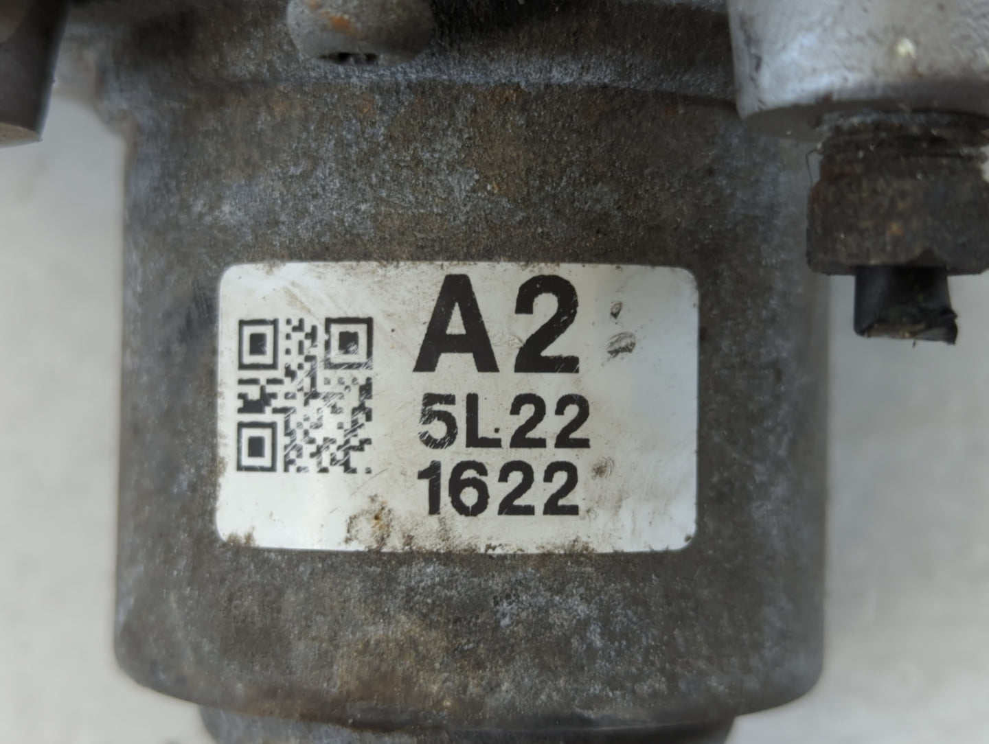 2003-2005 Mercedes-Benz C320 ABS Pump Control Module Replacement P/N:A25L221622 5L221622 Fits Fits 2003 2004 2005 OEM Used A