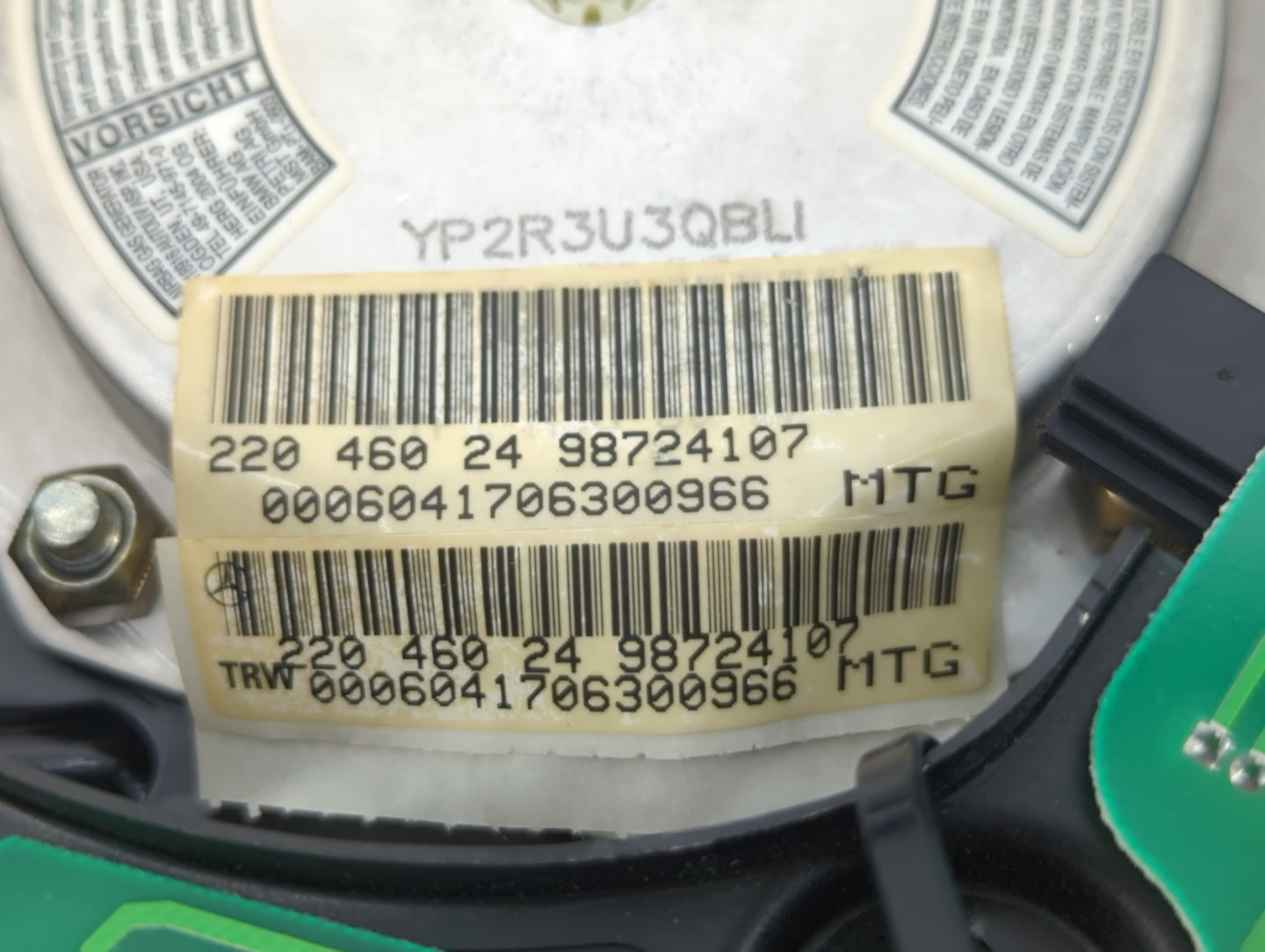2003-2005 Mercedes-Benz Cl500 Air Bag Driver Left Steering Wheel Mounted P/N:YP2R3U3QBLI 220 460 24 98 Fits OEM Used Auto Pa