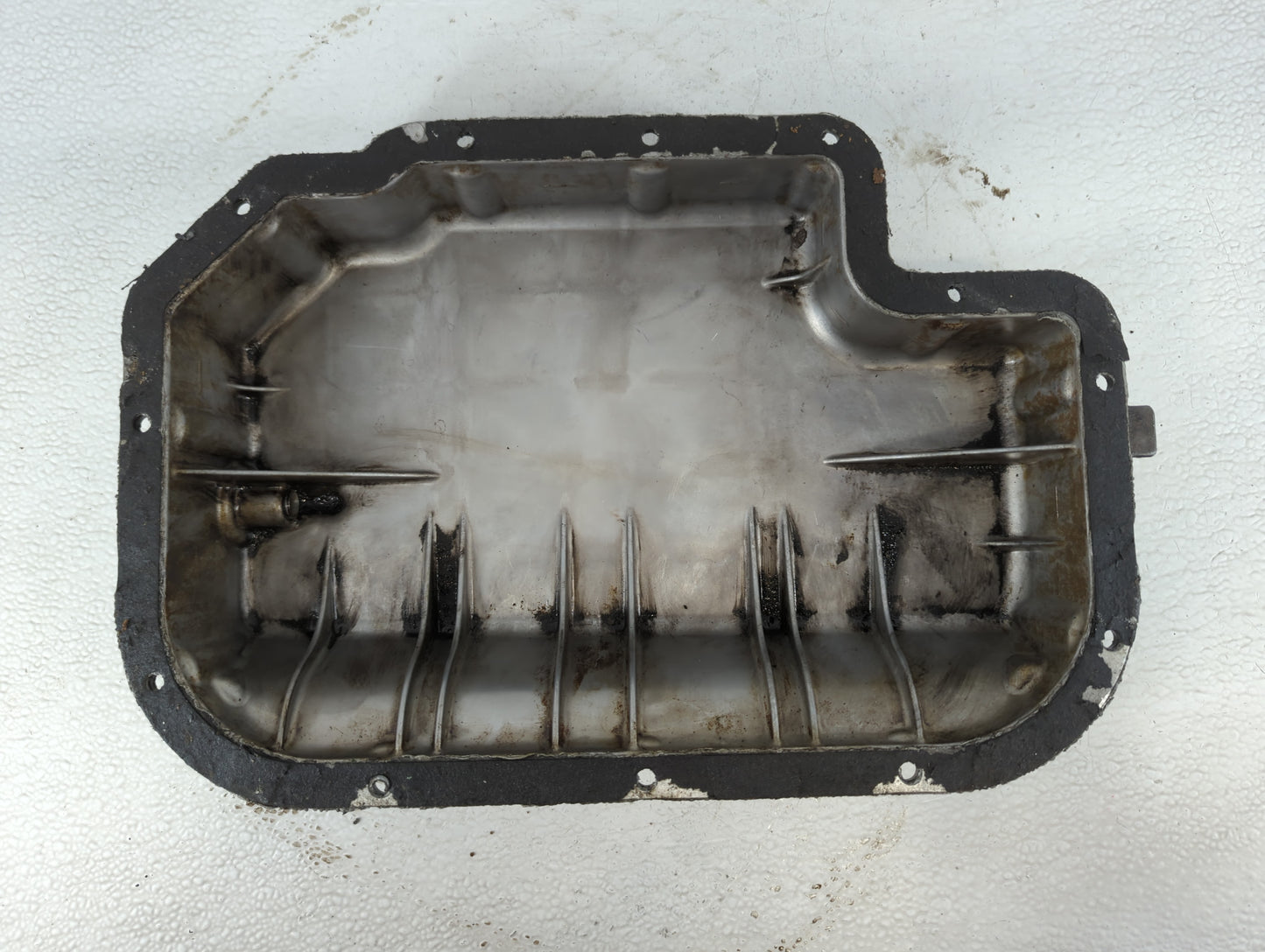 1999-2003 Mercedes-Benz Clk320 Engine Oil Pan P/N:A 112 01406 03 Fits Fits 1998 1999 2000 2001 2002 2003 2004 2005 2006 OEM 