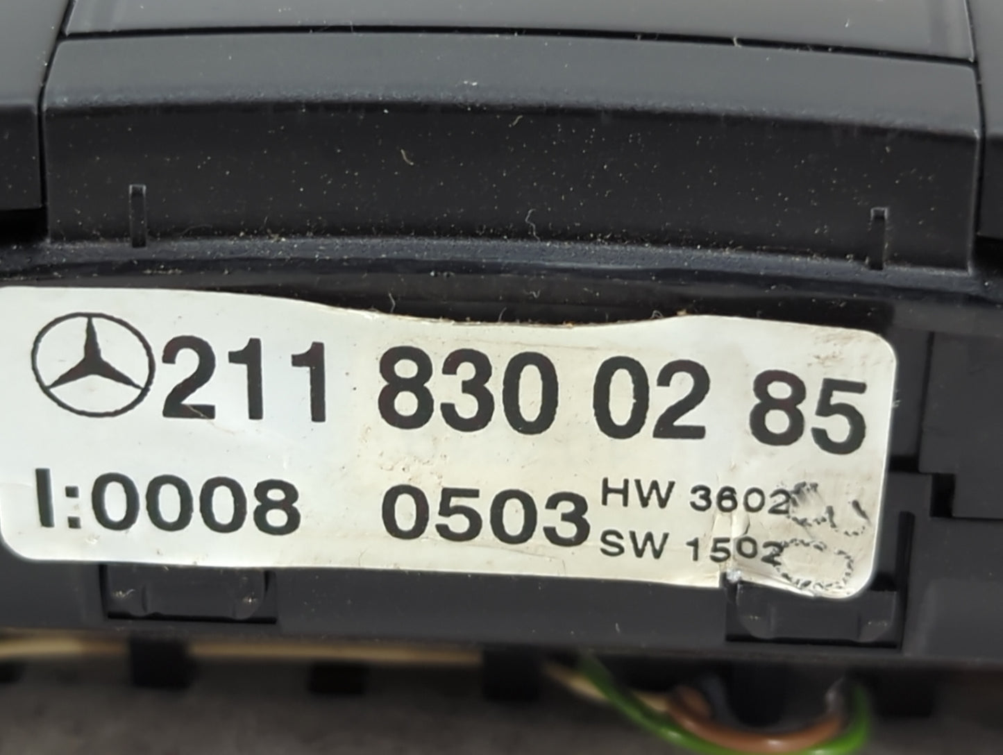 2003 Mercedes-Benz E-Class Climate Control Module Temperature AC/Heater Replacement P/N:2118300285 Fits OEM Used Auto Parts 