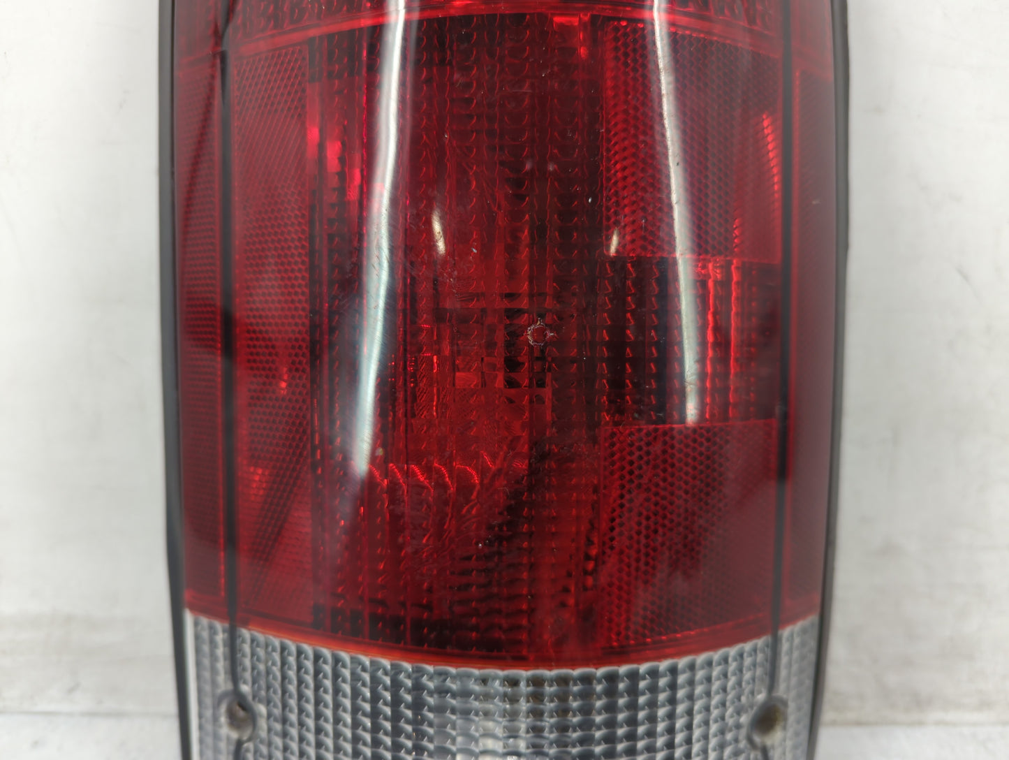 2003 Mercedes-Benz E250 Tail Light Assembly Passenger Right OEM P/N:44ZH815A Fits OEM Used Auto Parts - Oemusedautoparts1.co