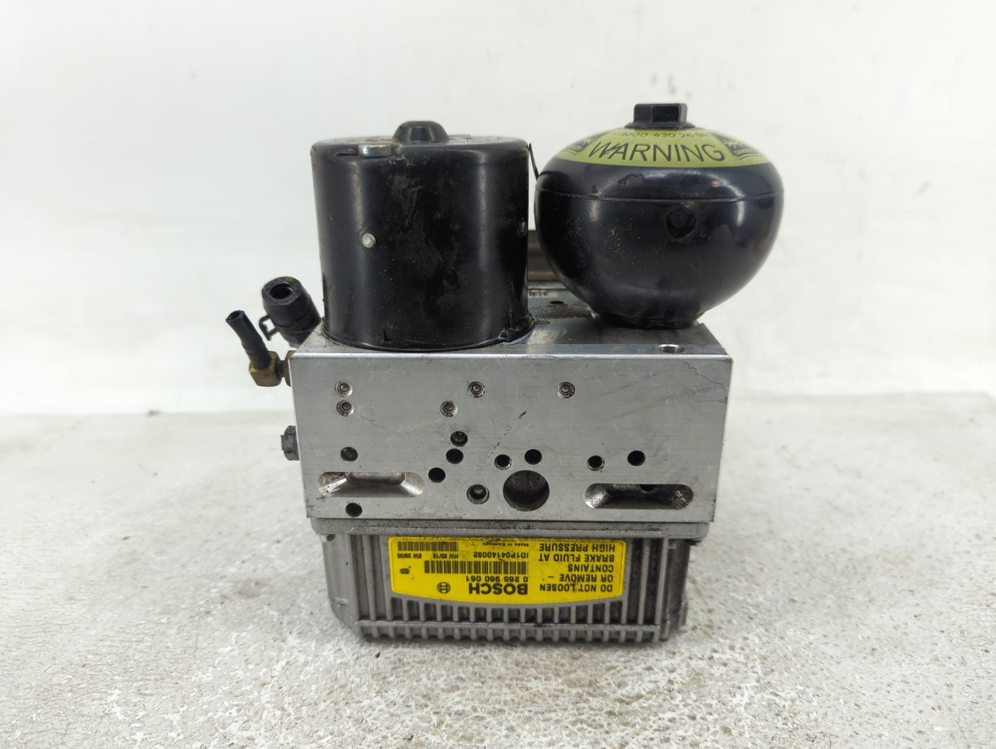2000-2003 Mercedes-Benz E320 ABS Pump Control Module Replacement P/N:A0094312712 Fits OEM Used Auto Parts - Oemusedautoparts