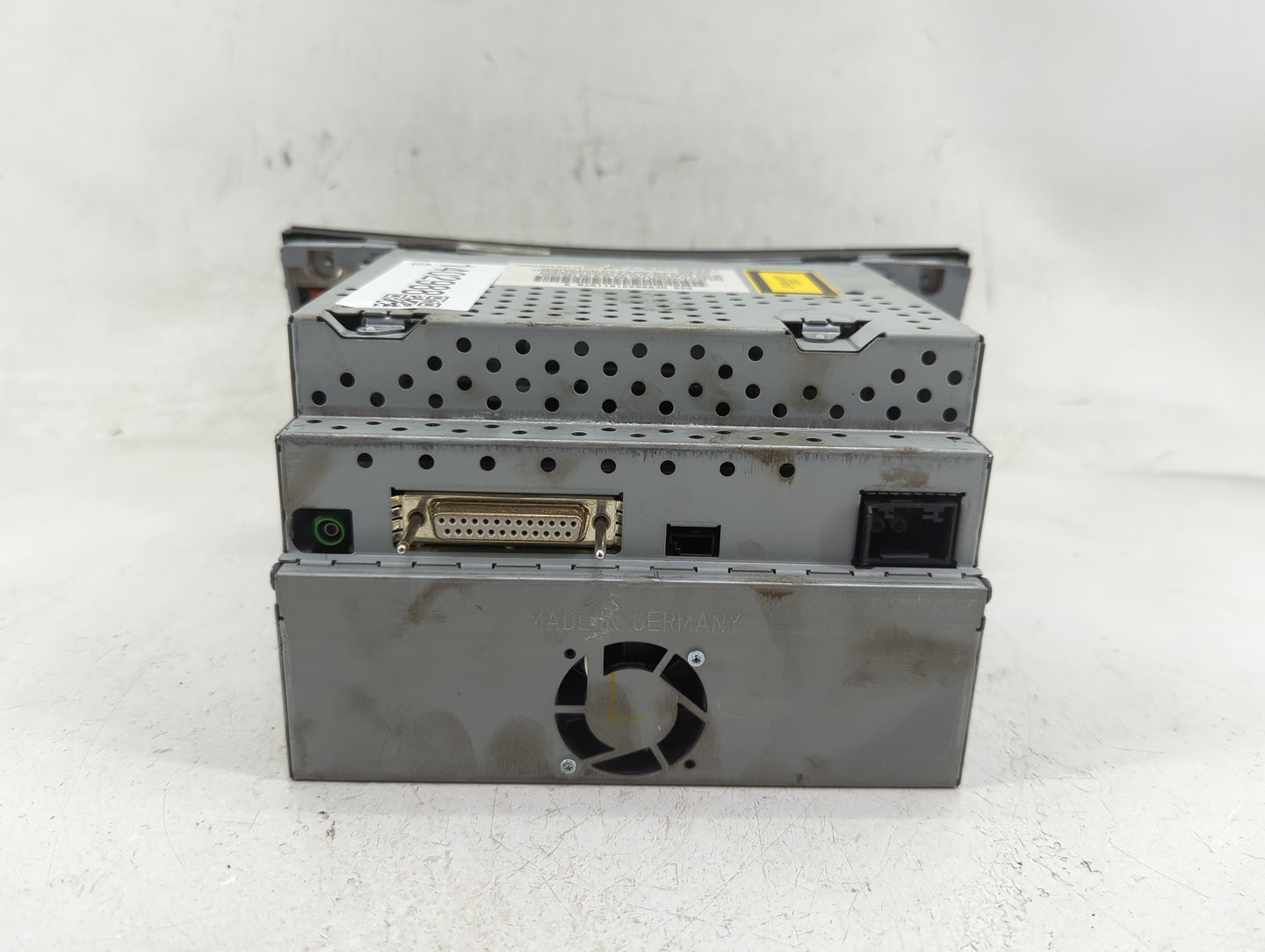 2003-2004 Mercedes-Benz E320 Radio AM FM Cd Player Receiver Replacement Fits Fits 2003 2004 OEM Used Auto Parts - Oemusedaut