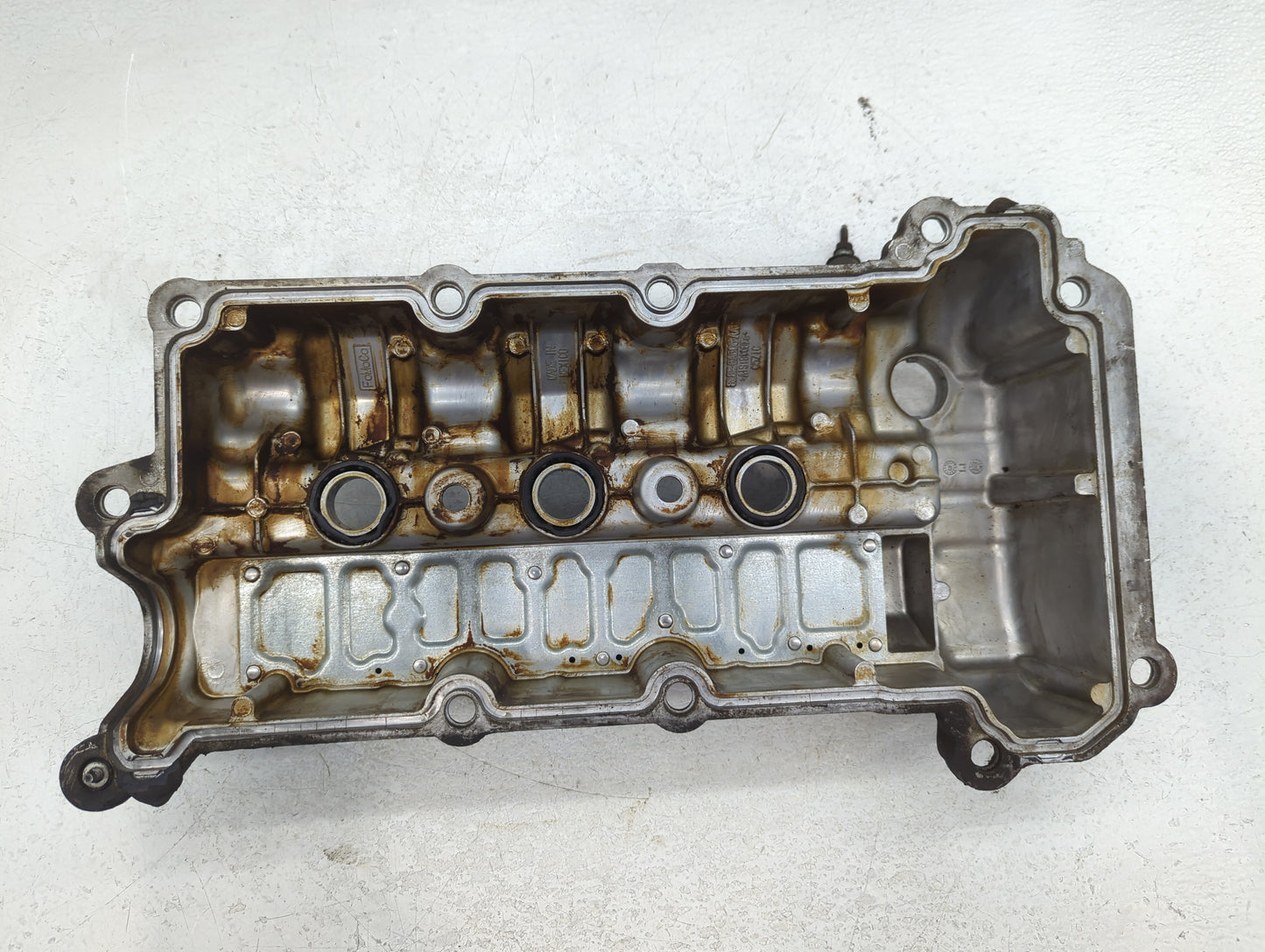 2003 Mercedes-Benz E350 Driver Left Cylinder Head Valve Cover P/N:453529050 E1321 260707 Fits OEM Used Auto Parts - Oemuseda